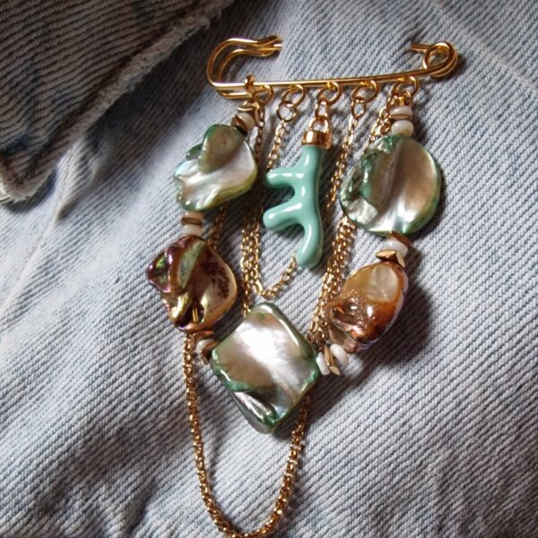 Accessoire: Broche "Ondine"